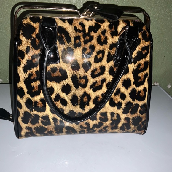 Olivia+Kate black glossy booties size 11 and lepard large hand bag - Picture 2 of 9